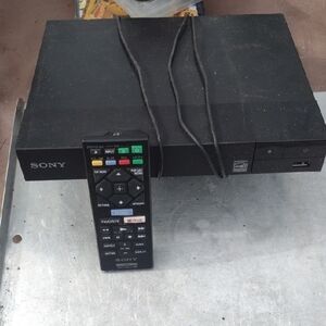 Sony Black Blu-ray Player with Remote